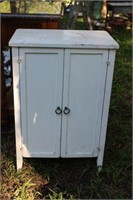 Cabinet with 2 Doors