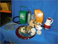 Light bulbs, teapot, thermos, trays etc