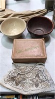 Beaded purse, leather box, 2-5 inch mixing bowls
