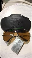 Bausch & Lomb wings sunglasses with the case,