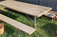 NICE PICNIC TABLE ! BY
