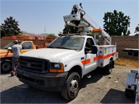 2001 Ford F-550 S/A Bucket Truck