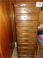 Lingerie chest, 7 drawers, bottom 2 are deep