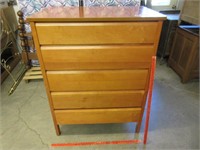 vintage 5-drawer maple chest (2of2)