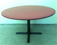 ROUND TOP TABLE WITH CAST BASE