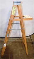 Werner 5' Wooden Step Ladder