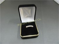 Diamond Ring Size 7 14K Gold w/ 5 Diamonds