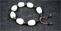 Vintage Oriental White Beaded String Bracelet