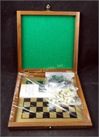 New Vintage Crown Jewel Magnetic Chess Set