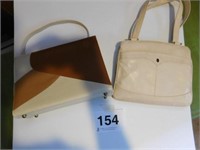 Taylor beige handbag w/matching coin purse -