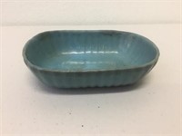 A Chinese blue crackle glazed dish