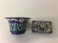 A small Chinese enamelled bowl af