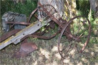 ANTIQUE HORSE DRAWN PLOW ! BY