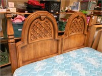 Queen Sz Bed w/ Frame & Headboard