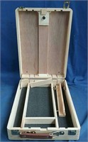 Combination easel and art case