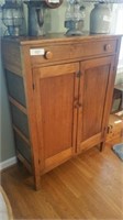 Beautiful  pie safe with single  drawer  and