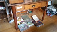 Oak single drawer desk