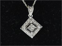 14K DIAMOND & WHITE GOLD PENDANT AND NECKLACE