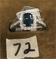 Platinum ladies' sapphire and diamond ring, weight