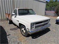 1986 Chevy 1 Ton Flatbed Truck