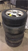 204/60R16 tires on Toyota aluminum wheels