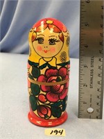 5" Russian nesting dolls with only two dolls total