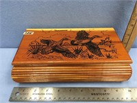 10" x 5" x 3" wooden box from Tennessee with duck