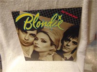 Blondie - Eat To The Beat