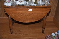 Lot #66 Antique Oak Drop leaf breakfast table