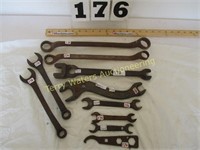 10 Old Wrenches - Deere & Co M123-A, M Klein &