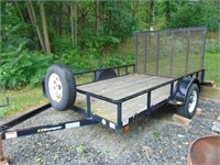 6x10 Landscape trailer with ramp gate (like new)