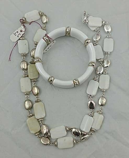 Dolores Schmitt Estate Jewelry Auction