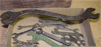 LOT OF ANTIQUE WRENCHES ! SOME TRACTOR ! BSE