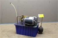 Hydraulic Pump with Reservoir, Works Per Seller
