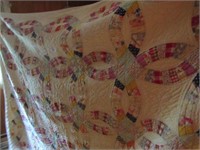 Wedding ring quilt