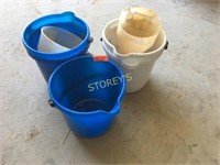Buckets & Funnels