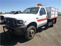 2002 Ford F450 4x4 Flatbed Truck