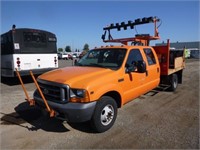 2000 Ford F350 Crew Cab Flatbed Truck