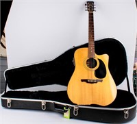 Alvarez 5220CE Electric Acoustic Guitar & Case