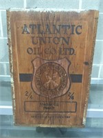 Atlantic union oil co wooden box