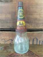 Genuine imperial pint oil bottle & Castrol tin top