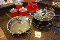 Lot-7 Pots and Pans With 4 Lids, 3 Tin Canisters,
