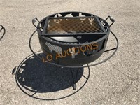 NEW 30" Round Western Fire Pit w/ Grill