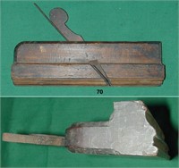 Early and unmarked complex profile molding plane