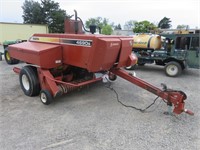 Hesston 4690S Baler