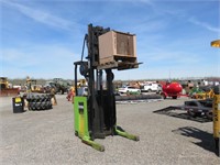 Clark NP300-30 Forklift