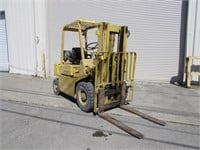 Hyster 3000 lb Forklift-