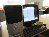 Dell Dimension E520 with Keyboard / Mouse /