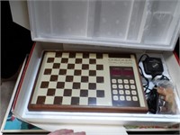 CHECKER CHALLENGER-ELECTRONIC GAME