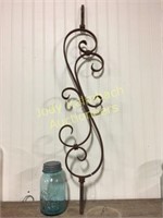 Cast iron Victorian scrolled fence piece 36"